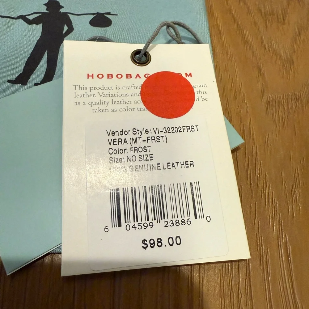 Hobo Cream Clutch Wallet - Picture 8 of 8